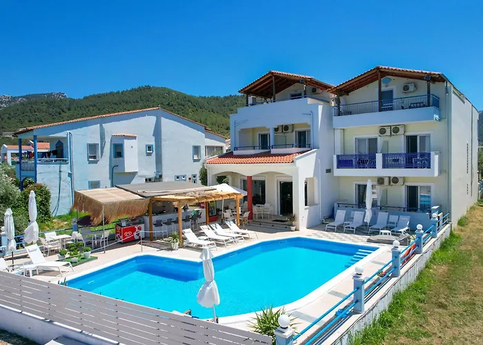 Golden Sunset 酒店 2*