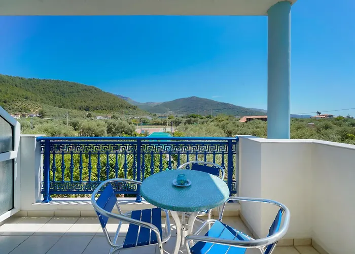 Golden Sunset 酒店 2*